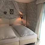 Romantikmuehle Heartlandranch Bed & Breakfast Krummenau