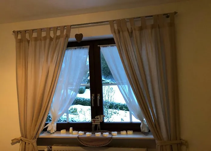 Romantikmuehle Heartlandranch 住宿加早餐酒店 Krummenau